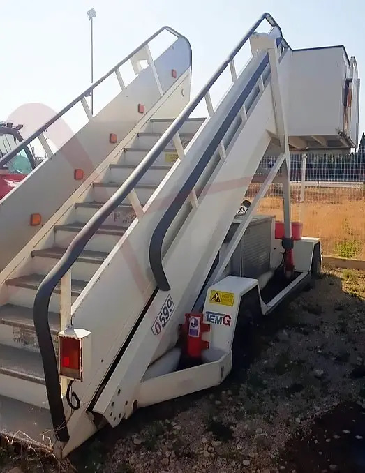TEMG TG2244 - Passenger stairs: picture 1 TEMG TG2244 - Passenger stairs: picture 1