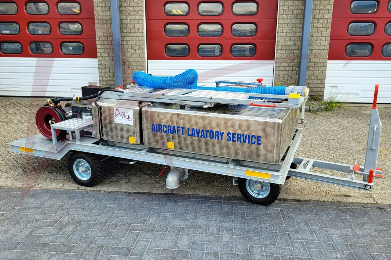 TIMSAN LSC300/700E - Lavatory service truck: picture 1 TIMSAN LSC300/700E - Lavatory service truck: picture 1