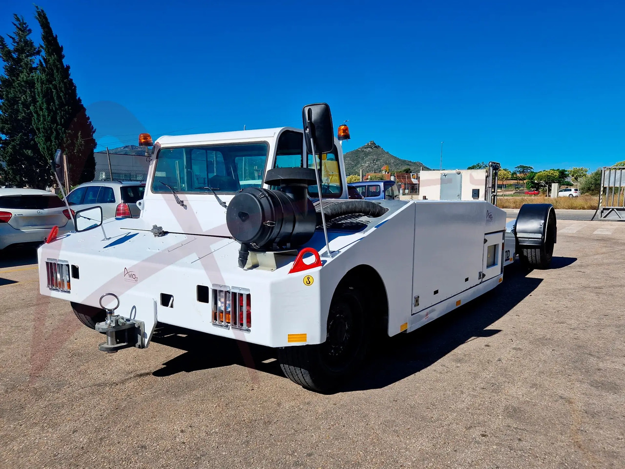 TLD TPX-200-MT - Pushback tractor: picture 3 TLD TPX-200-MT - Pushback tractor: picture 3