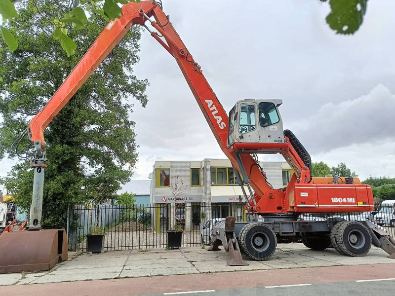 Atlas 1804 MI 33,5 T waste handler overslagkraan umslag - Waste/ Industry handler: picture 2 Atlas 1804 MI 33,5 T waste handler overslagkraan umslag - Waste/ Industry handler: picture 2