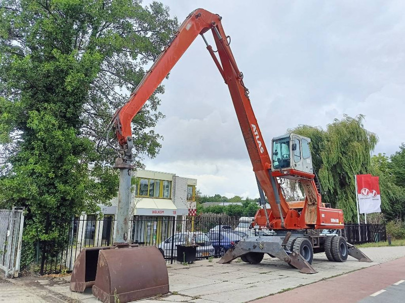 Atlas 1804 MI 33,5 T waste handler overslagkraan umslag - Waste/ Industry handler: picture 4 Atlas 1804 MI 33,5 T waste handler overslagkraan umslag - Waste/ Industry handler: picture 4