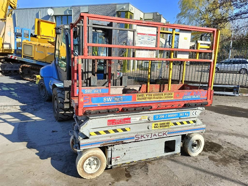 Skyjack SJ III 3220 6,1 m hoogwerker hi lift schaarlift - Scissor lift: picture 1 Skyjack SJ III 3220 6,1 m hoogwerker hi lift schaarlift - Scissor lift: picture 1