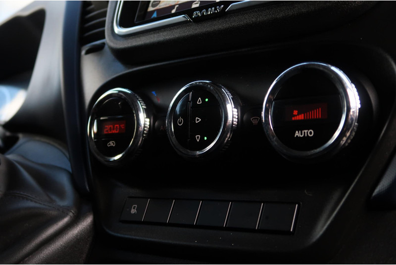Panel van Iveco Daily 35S18HV 3.0 35 L2 H2 AUT/ LED/ CAMERA/ 3.5T/ CRUISE/ CLIMA/ TREKHAAK: picture 5