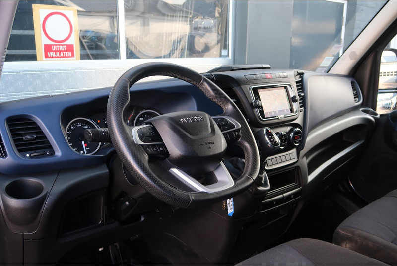Iveco Daily 35S18HV 3.0 35 L2 H2 AUT/ LED/ CAMERA/ 3.5T/ CRUISE/ CLIMA/ TREKHAAK - Panel van: picture 2 Iveco Daily 35S18HV 3.0 35 L2 H2 AUT/ LED/ CAMERA/ 3.5T/ CRUISE/ CLIMA/ TREKHAAK - Panel van: picture 2