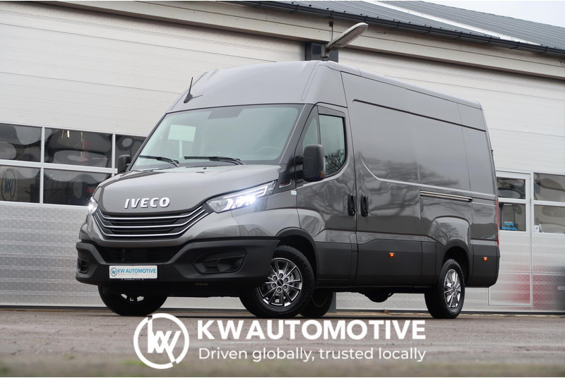 Iveco Daily 35S18HV 3.0 L2H2 BPM VRIJ/ AUT/ 2X SCHUIFDEUR/ CAMERA/ CRUISE/ CLIMA/ NAVI/ LED - Panel van: picture 1 Iveco Daily 35S18HV 3.0 L2H2 BPM VRIJ/ AUT/ 2X SCHUIFDEUR/ CAMERA/ CRUISE/ CLIMA/ NAVI/ LED - Panel van: picture 1