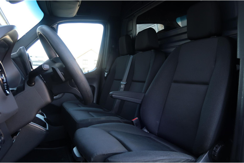 Mercedes-Benz Sprinter 519 3.0 CDI L2H2 V6 AUT/ CAMERA/ 2X DEUR/ 1EIG/ CRUISE/ CLIMA/ TREKHAAK leasing Mercedes-Benz Sprinter 519 3.0 CDI L2H2 V6 AUT/ CAMERA/ 2X DEUR/ 1EIG/ CRUISE/ CLIMA/ TREKHAAK: picture 13