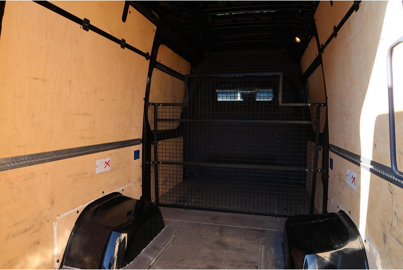 Mercedes-Benz Sprinter 519 3.0 CDI L2H2 V6 AUT/ CAMERA/ 2X DEUR/ 1EIG/ CRUISE/ CLIMA/ TREKHAAK leasing Mercedes-Benz Sprinter 519 3.0 CDI L2H2 V6 AUT/ CAMERA/ 2X DEUR/ 1EIG/ CRUISE/ CLIMA/ TREKHAAK: picture 17