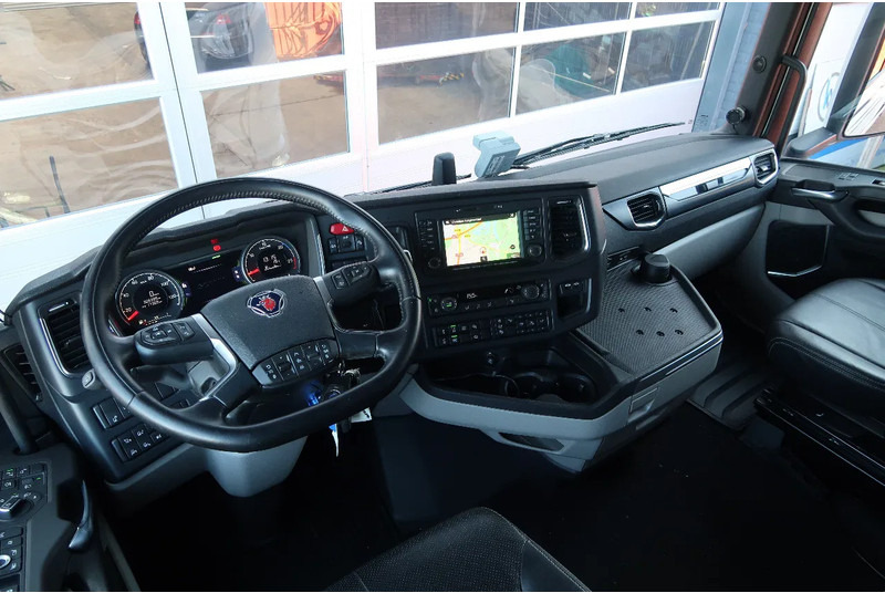 Scania 540S NGS FULL AIR/ RETARDER/ ALCOA/ LEATHER/ 2X TANK/ PARK AIRCO - Tractor unit: picture 2 Scania 540S NGS FULL AIR/ RETARDER/ ALCOA/ LEATHER/ 2X TANK/ PARK AIRCO - Tractor unit: picture 2