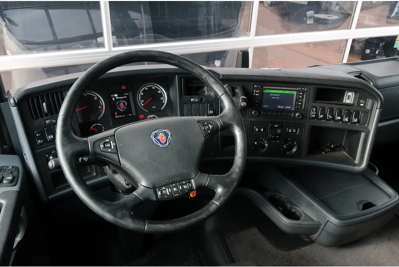 Scania R450 RETARDER/ 2X TANK/ DIFF LOCK - Tractor unit: picture 2 Scania R450 RETARDER/ 2X TANK/ DIFF LOCK - Tractor unit: picture 2