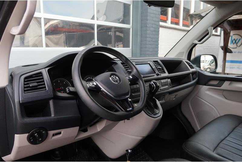 Volkswagen Transporter 2.0 TDI L2H1 Highline AUT/ NAVI/ CAMERA/ CRUISE/ AIRCO/ LEDER/ TREKHAAK - Small van: picture 2 Volkswagen Transporter 2.0 TDI L2H1 Highline AUT/ NAVI/ CAMERA/ CRUISE/ AIRCO/ LEDER/ TREKHAAK - Small van: picture 2