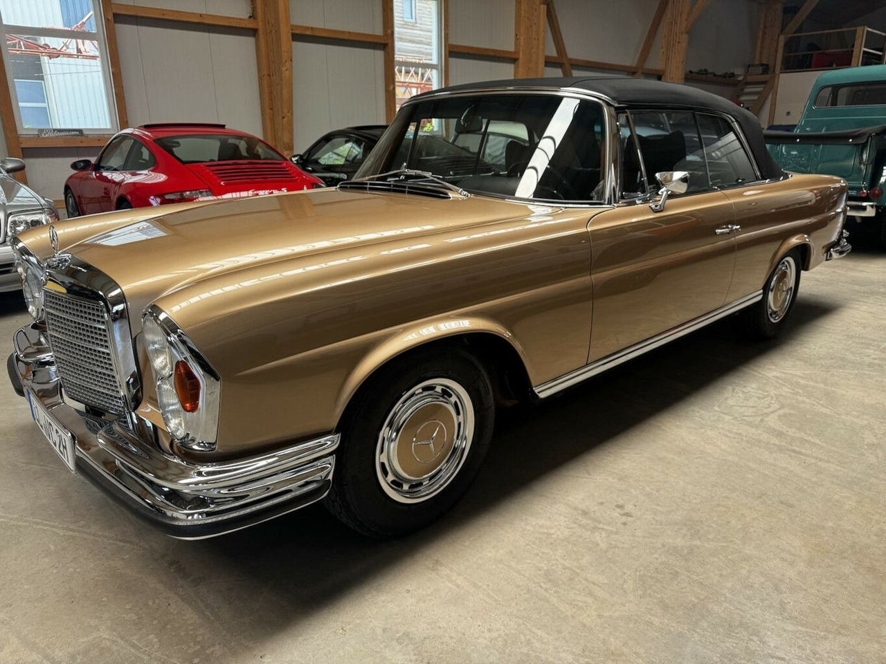 Mercedes-Benz 280 SE Cabrio W111 BRABUS-Classic Restauration - Car: picture 4 Mercedes-Benz 280 SE Cabrio W111 BRABUS-Classic Restauration - Car: picture 4