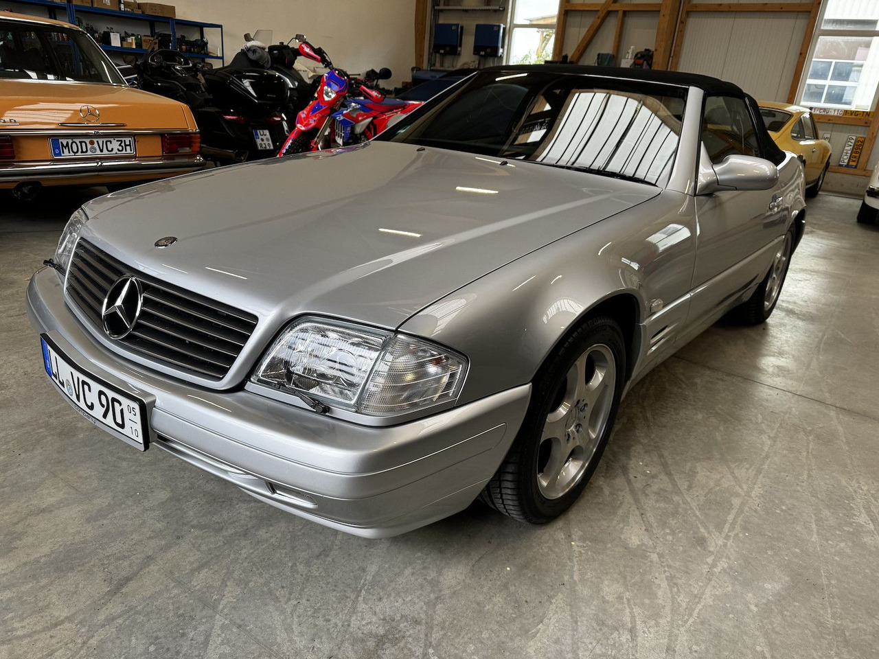 Mercedes-Benz SL 280 R 129 Scheckheft Mercedes Mercedes-Benz SL 280 R 129 Scheckheft Mercedes - Car: picture 1 Mercedes-Benz SL 280 R 129 Scheckheft Mercedes Mercedes-Benz SL 280 R 129 Scheckheft Mercedes - Car: picture 1