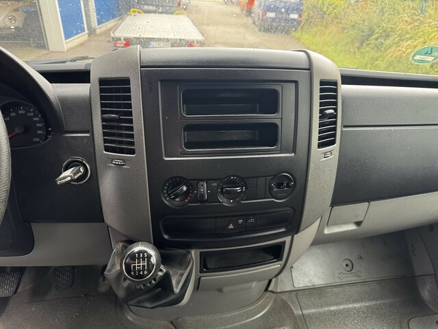 VW Crafter 35 Doka L3 Maxi 2.0 TDI Motorschaden - Flatbed van, Combi van: picture 3 VW Crafter 35 Doka L3 Maxi 2.0 TDI Motorschaden - Flatbed van, Combi van: picture 3