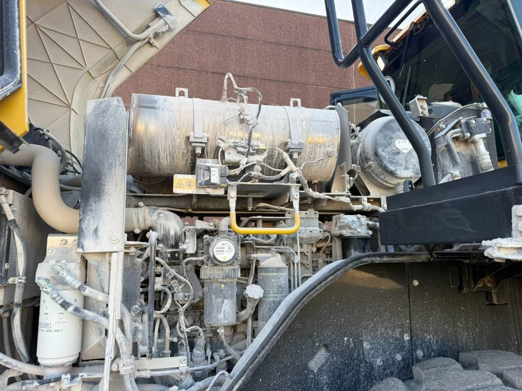 Wheel loader KOMATSU WA475-10EO: picture 17