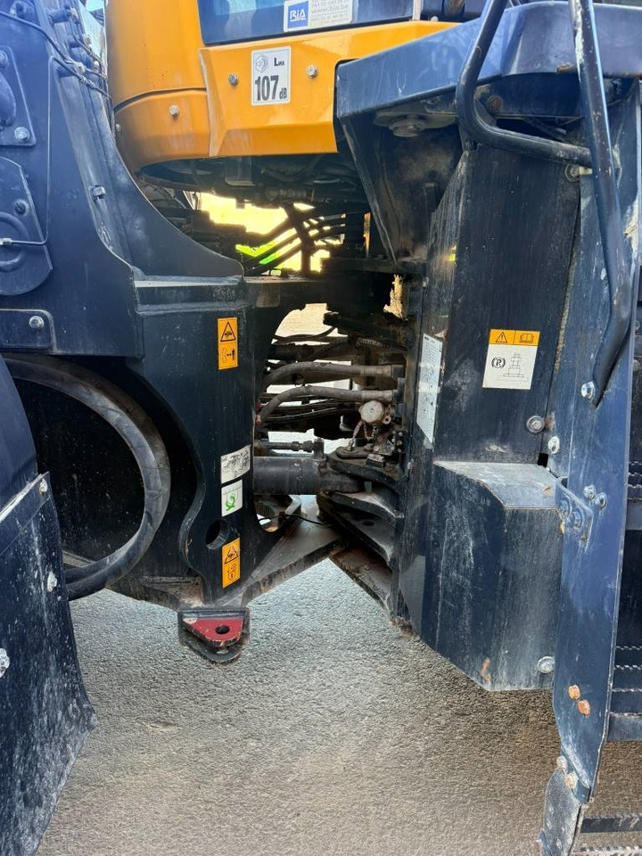 Wheel loader KOMATSU WA475-10EO: picture 7