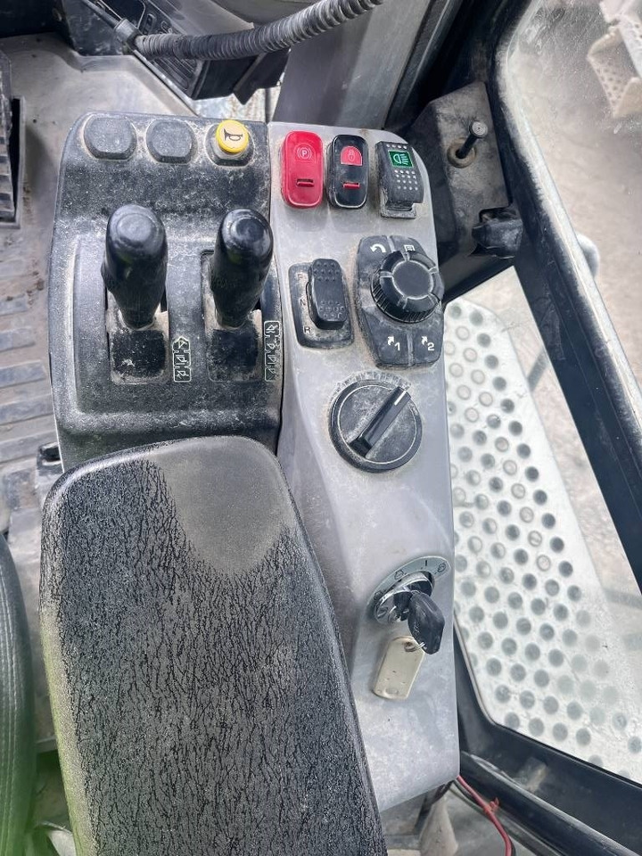 Wheel loader KOMATSU WA475-10EO: picture 21