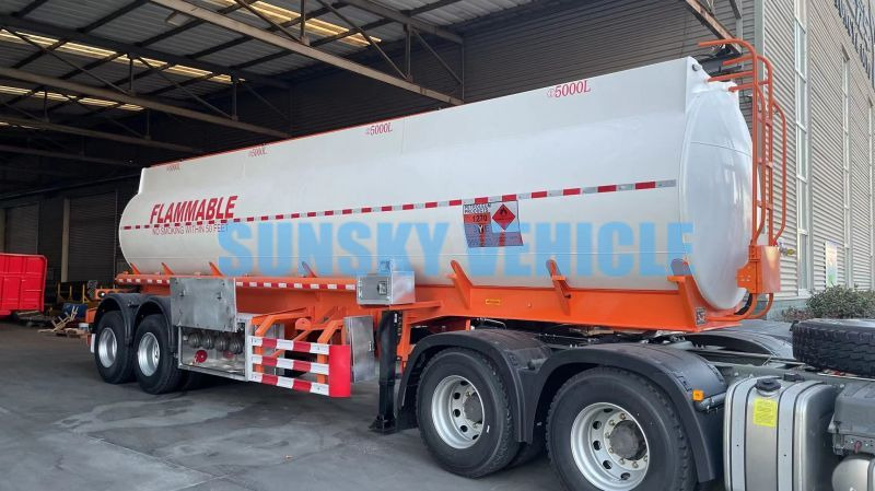 SUNSKY Fuel Tank Trailer - Tank semi-trailer: picture 1 SUNSKY Fuel Tank Trailer - Tank semi-trailer: picture 1