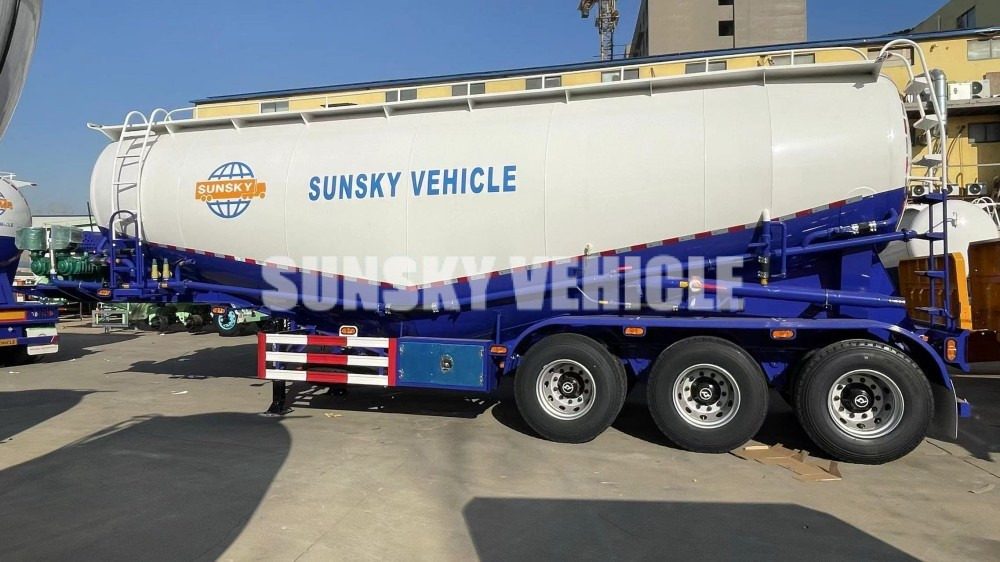 SUNSKY bulk cement trailer - Tank semi-trailer: picture 5 SUNSKY bulk cement trailer - Tank semi-trailer: picture 5