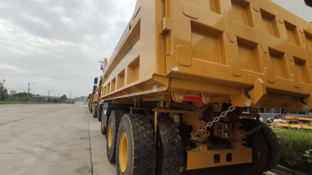 XCMG Official Second Hand Chinese Tipper Truck 72 Ton XDR80TE Mining Dump Truck Price - Dumper: picture 3 XCMG Official Second Hand Chinese Tipper Truck 72 Ton XDR80TE Mining Dump Truck Price - Dumper: picture 3