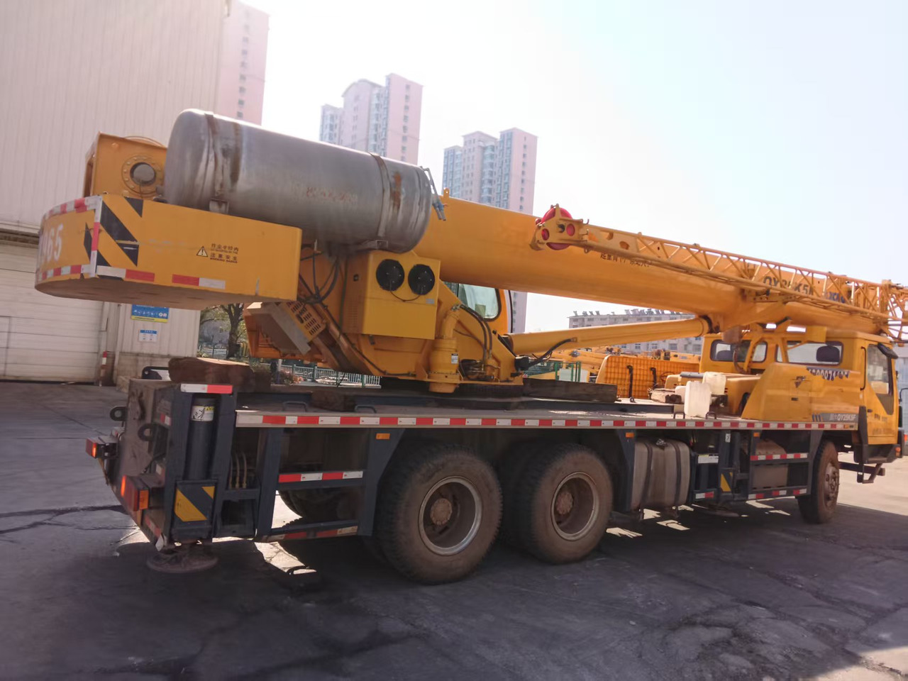 XCMG Official Used Pickup Truck Crane 25 Ton Small Mobile Crane Truck Hot Sale - Mobile crane: picture 3 XCMG Official Used Pickup Truck Crane 25 Ton Small Mobile Crane Truck Hot Sale - Mobile crane: picture 3