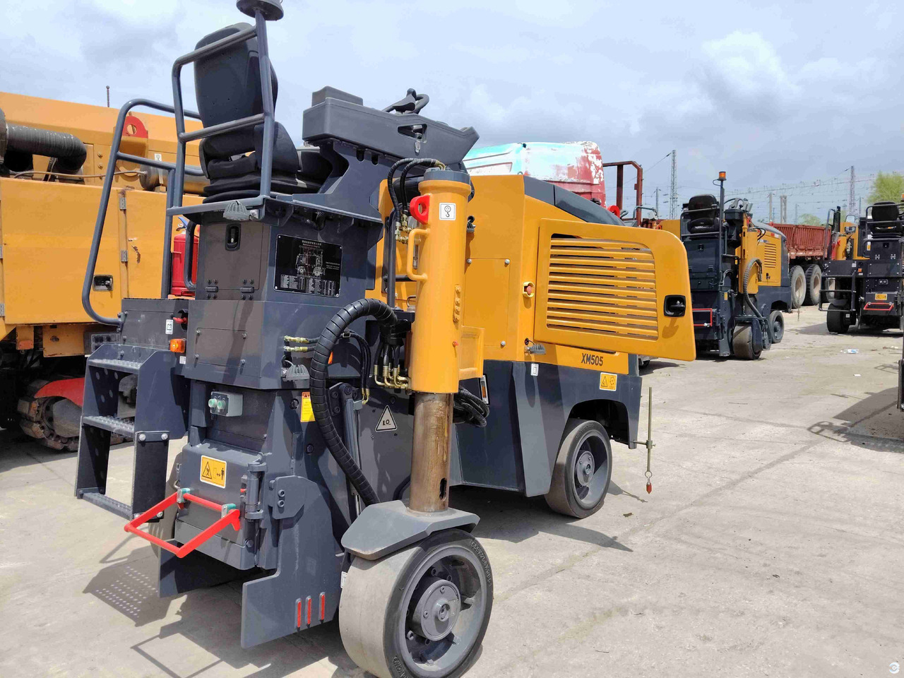 XCMG official XM505IV 500mm road milling machine - Cold planer: picture 4 XCMG official XM505IV 500mm road milling machine - Cold planer: picture 4