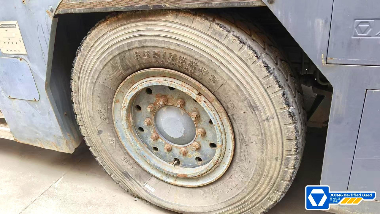 XCMG second hand large ton all terrain crane 650 ton QAY650 - All terrain crane: picture 4 XCMG second hand large ton all terrain crane 650 ton QAY650 - All terrain crane: picture 4