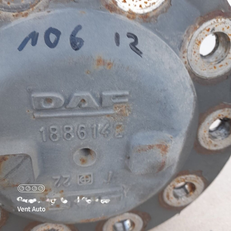 DAF XF 106 1886142 DAF 1886142 truck - Drive shaft for Truck: picture 2 DAF XF 106 1886142 DAF 1886142 truck - Drive shaft for Truck: picture 2