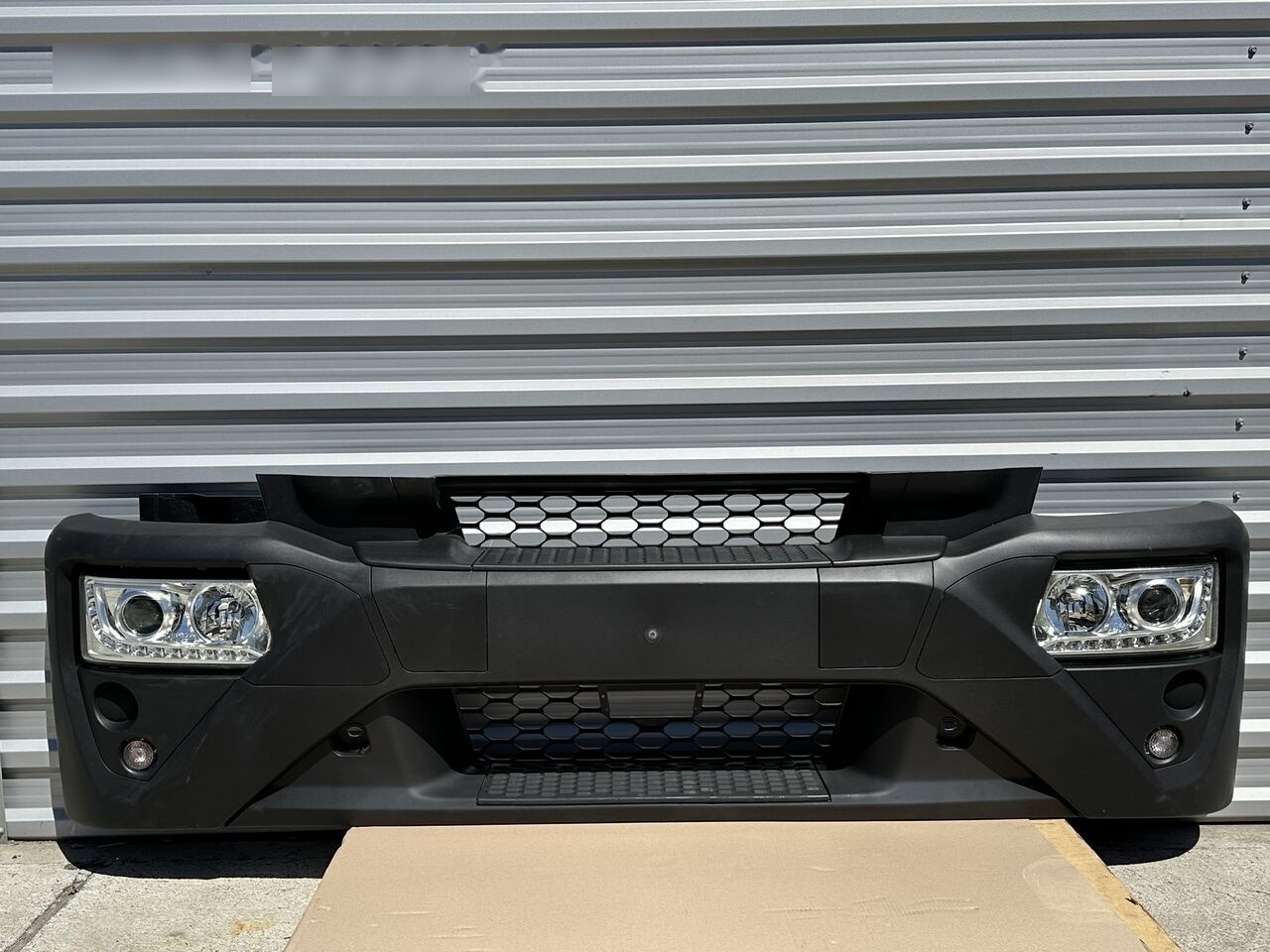 IVECO EUROCARGO/ 5801690602 / 5801745452 / 5801745449 IVECO 5801690602 / 5801745452 / 5801745449 - Bumper for Truck: picture 1 IVECO EUROCARGO/ 5801690602 / 5801745452 / 5801745449 IVECO 5801690602 / 5801745452 / 5801745449 - Bumper for Truck: picture 1