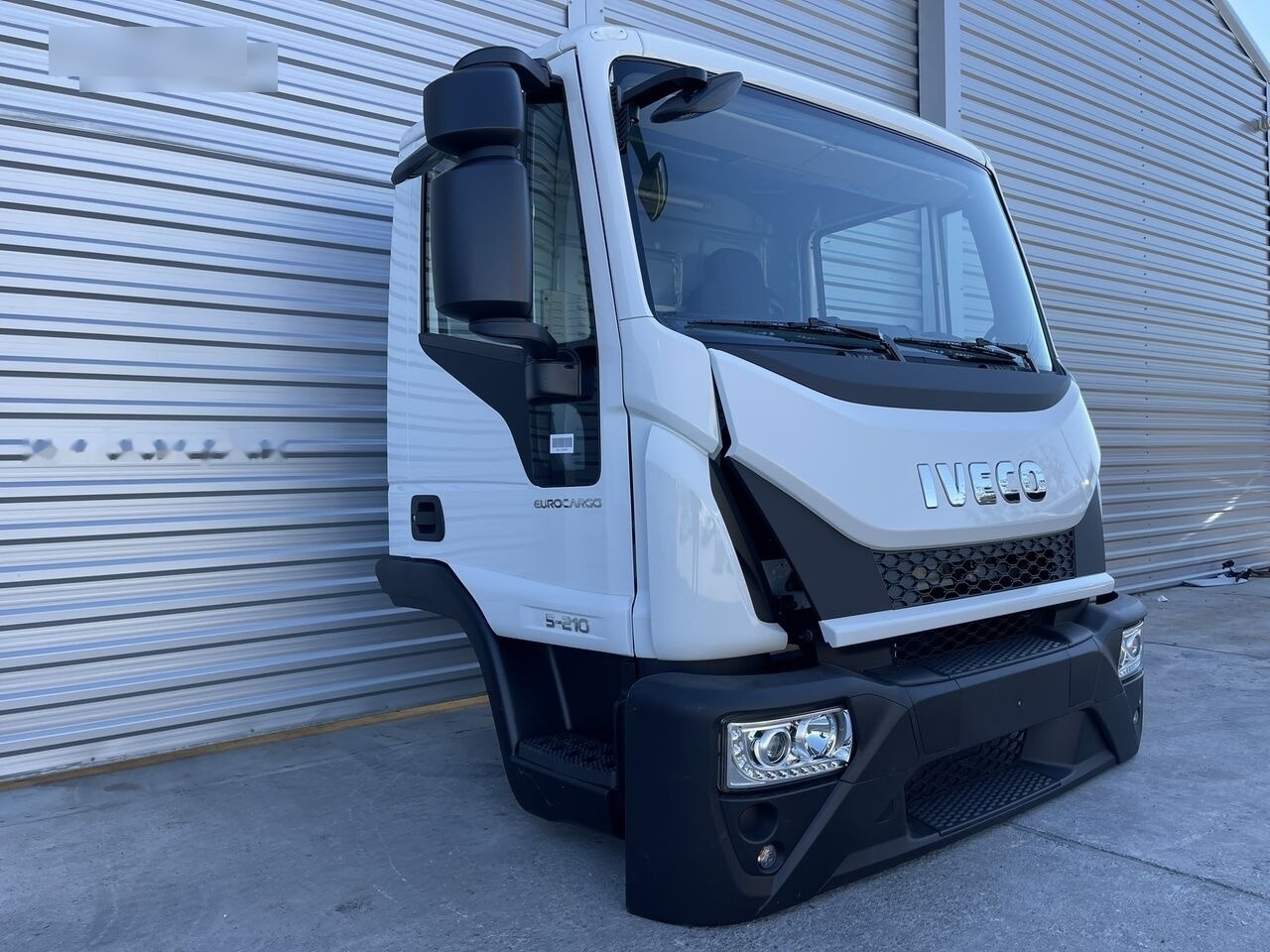 IVECO Eurocargo 75,120,150 for IVECO Eurocargo DAY cabine Fahrerhaus Cab - Cab for Car: picture 2 IVECO Eurocargo 75,120,150 for IVECO Eurocargo DAY cabine Fahrerhaus Cab - Cab for Car: picture 2