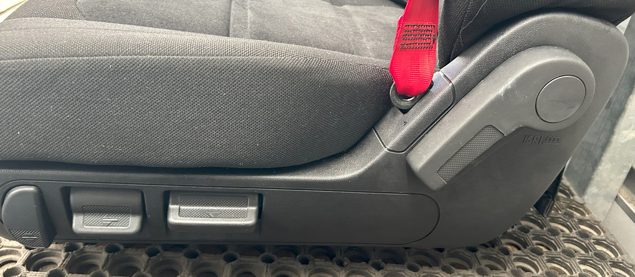 IVECO NEW SEAT IVECO S-WAY - Seat: picture 2 IVECO NEW SEAT IVECO S-WAY - Seat: picture 2