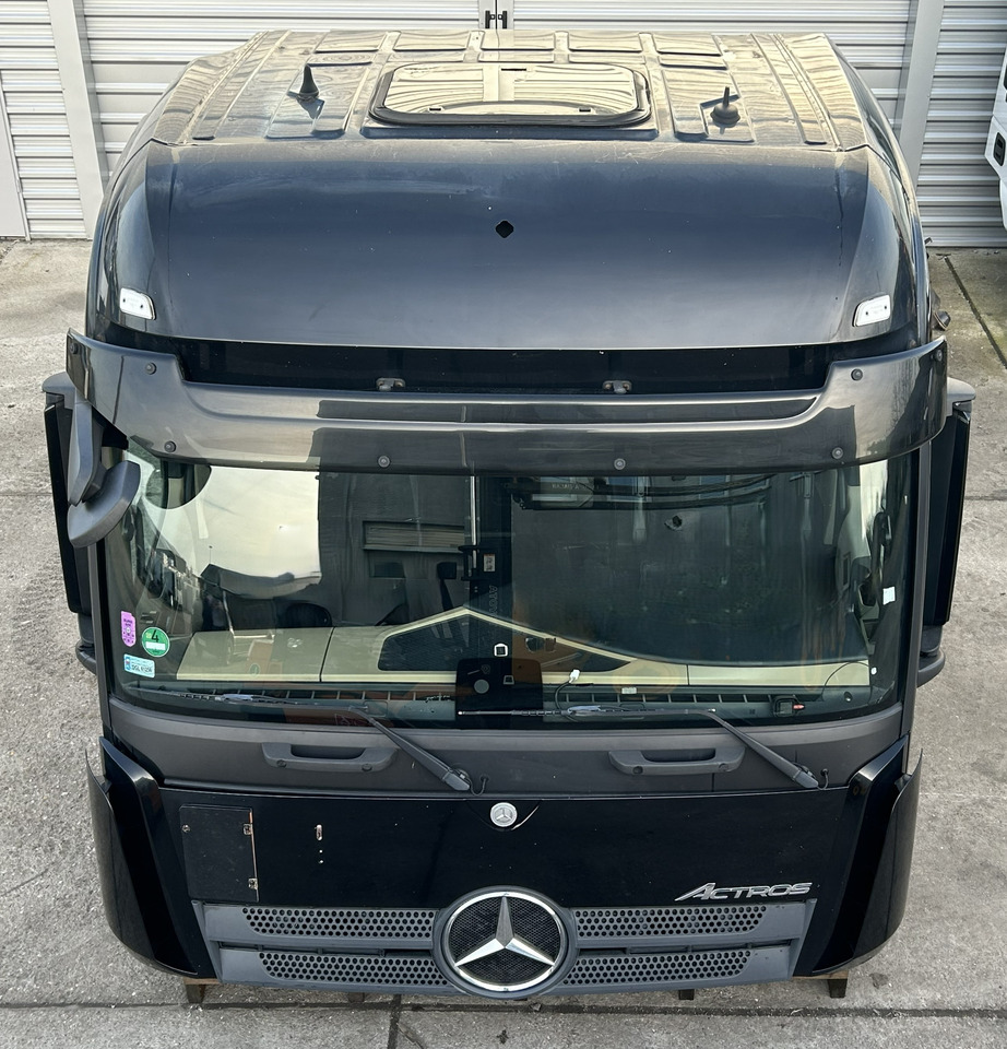 MERCEDES ACTROS MP4 L BigSpace, 2.50 m - Cab for Truck: picture 2 MERCEDES ACTROS MP4 L BigSpace, 2.50 m - Cab for Truck: picture 2