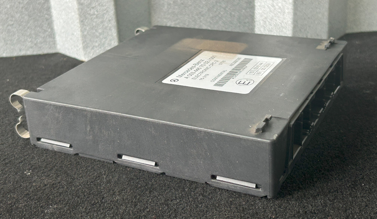 MERCEDES AROCS MP4 CPC3 - ECU: picture 3 MERCEDES AROCS MP4 CPC3 - ECU: picture 3