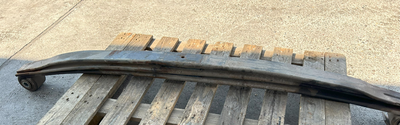 MERCEDES-BENZ 3-LEAF SPRING FRONT FOR MERCEDES AROCS MP4 - Steel suspension: picture 5 MERCEDES-BENZ 3-LEAF SPRING FRONT FOR MERCEDES AROCS MP4 - Steel suspension: picture 5