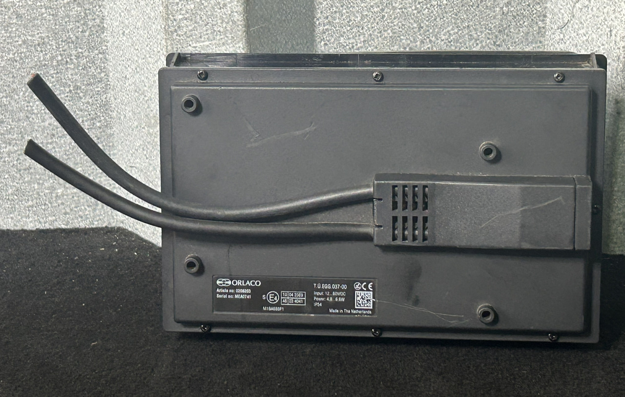 MERCEDES-BENZ 7" LCD REAR VIEW CAMERA MONITOR ORLACO - Cab and interior: picture 3 MERCEDES-BENZ 7" LCD REAR VIEW CAMERA MONITOR ORLACO - Cab and interior: picture 3