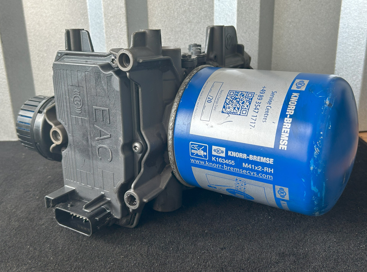 MERCEDES-BENZ ACTROS MP4 EAPU AIR DRYER - Brake parts for Truck: picture 4 MERCEDES-BENZ ACTROS MP4 EAPU AIR DRYER - Brake parts for Truck: picture 4