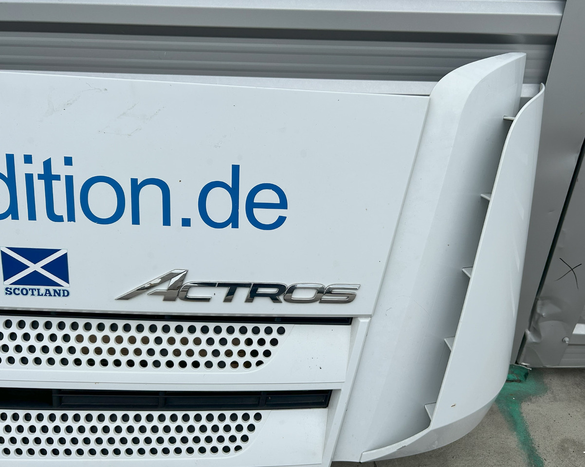 MERCEDES-BENZ ACTROS MP4 FRONT PANEL COMPLETE HOOD AND GRILL - Body and exterior: picture 2 MERCEDES-BENZ ACTROS MP4 FRONT PANEL COMPLETE HOOD AND GRILL - Body and exterior: picture 2