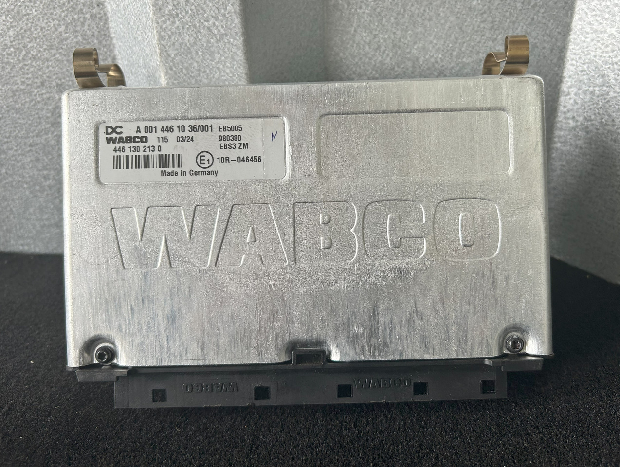 MERCEDES EBS CONTROLLER AROCS MP4 - ECU: picture 1 MERCEDES EBS CONTROLLER AROCS MP4 - ECU: picture 1