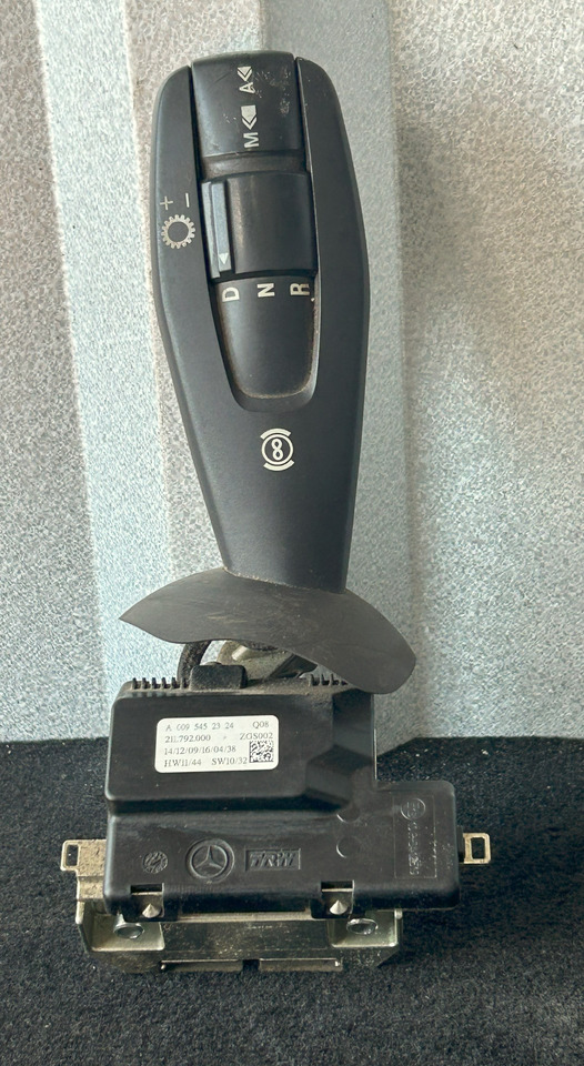 MERCEDES GEAR SHIFT PAPER ACTROS MP4 - Gear stick: picture 3 MERCEDES GEAR SHIFT PAPER ACTROS MP4 - Gear stick: picture 3