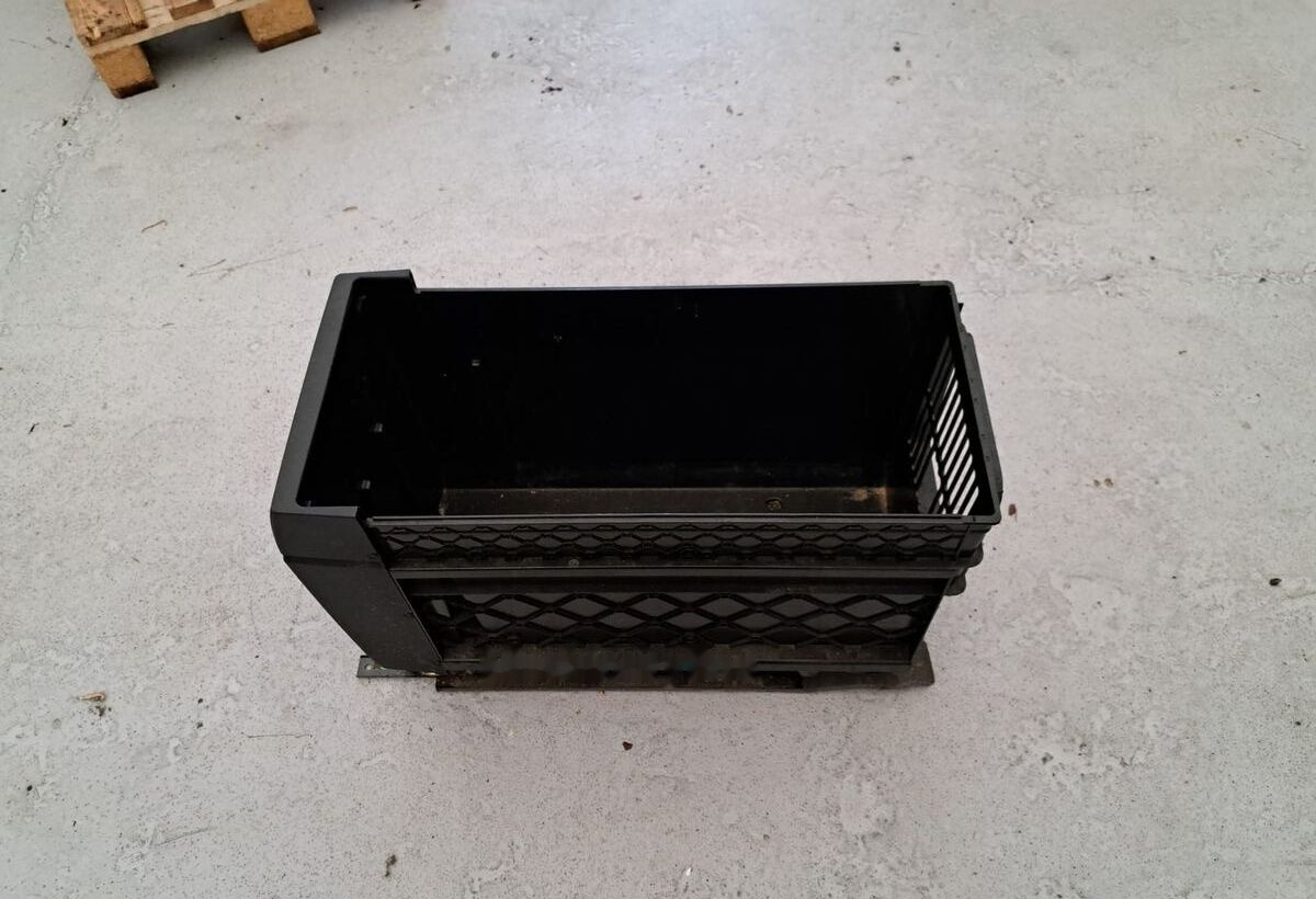 Mercedes-Benz ACTROS MP4 A Mercedes-Benz ACTROS MP4 truck - Cab and interior for Truck: picture 4 Mercedes-Benz ACTROS MP4 A Mercedes-Benz ACTROS MP4 truck - Cab and interior for Truck: picture 4