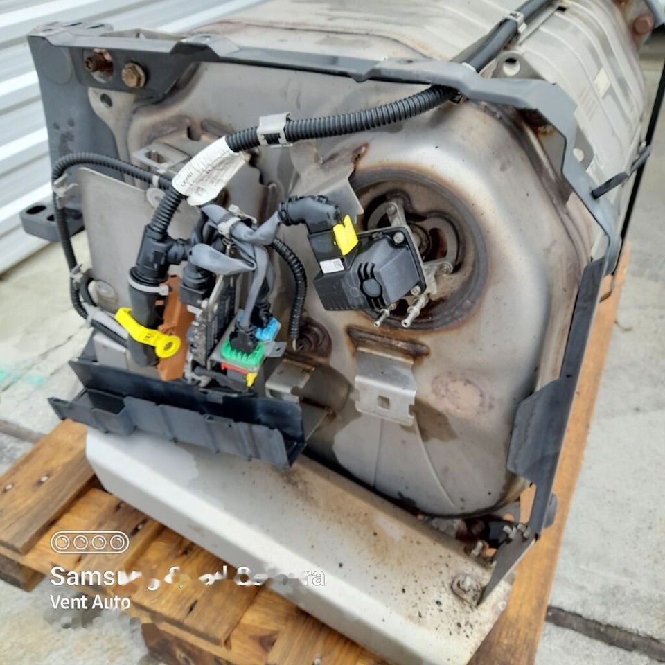 Mercedes-Benz ACTROS MP5 A0114907512 Mercedes-Benz A0114907512 - Catalytic converter for Truck: picture 5 Mercedes-Benz ACTROS MP5 A0114907512 Mercedes-Benz A0114907512 - Catalytic converter for Truck: picture 5