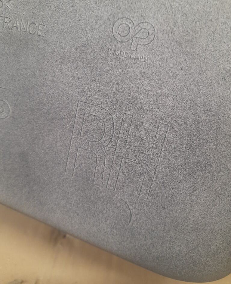 Mercedes-Benz ATEGO A9676660401 - Footstep for Truck: picture 4 Mercedes-Benz ATEGO A9676660401 - Footstep for Truck: picture 4