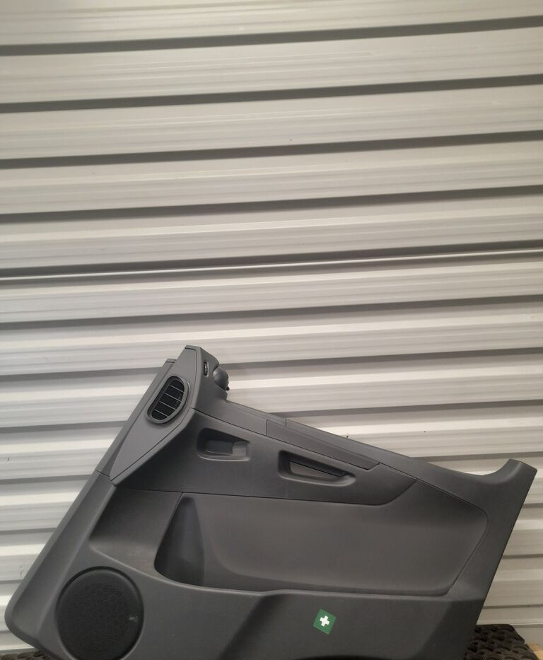 TAPICERKA PANEL DRZWI R Mercedes-Benz ATEGO A9407201870 - Door and parts for Truck: picture 1 TAPICERKA PANEL DRZWI R Mercedes-Benz ATEGO A9407201870 - Door and parts for Truck: picture 1