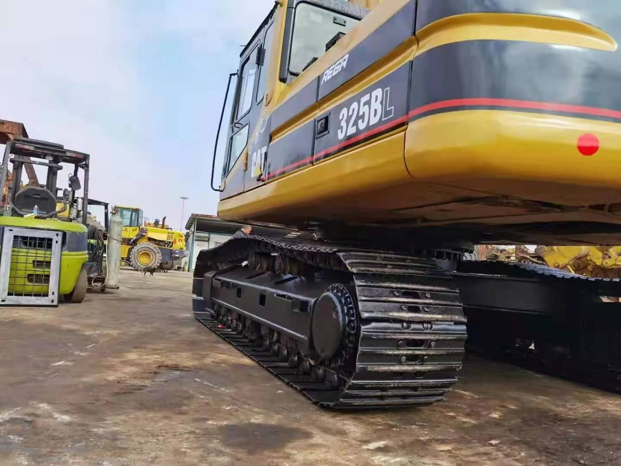 Caterpillar Excavator Secondhand Condition CAT 325BL, 330BL, 320BL - Crawler excavator: picture 5 Caterpillar Excavator Secondhand Condition CAT 325BL, 330BL, 320BL - Crawler excavator: picture 5