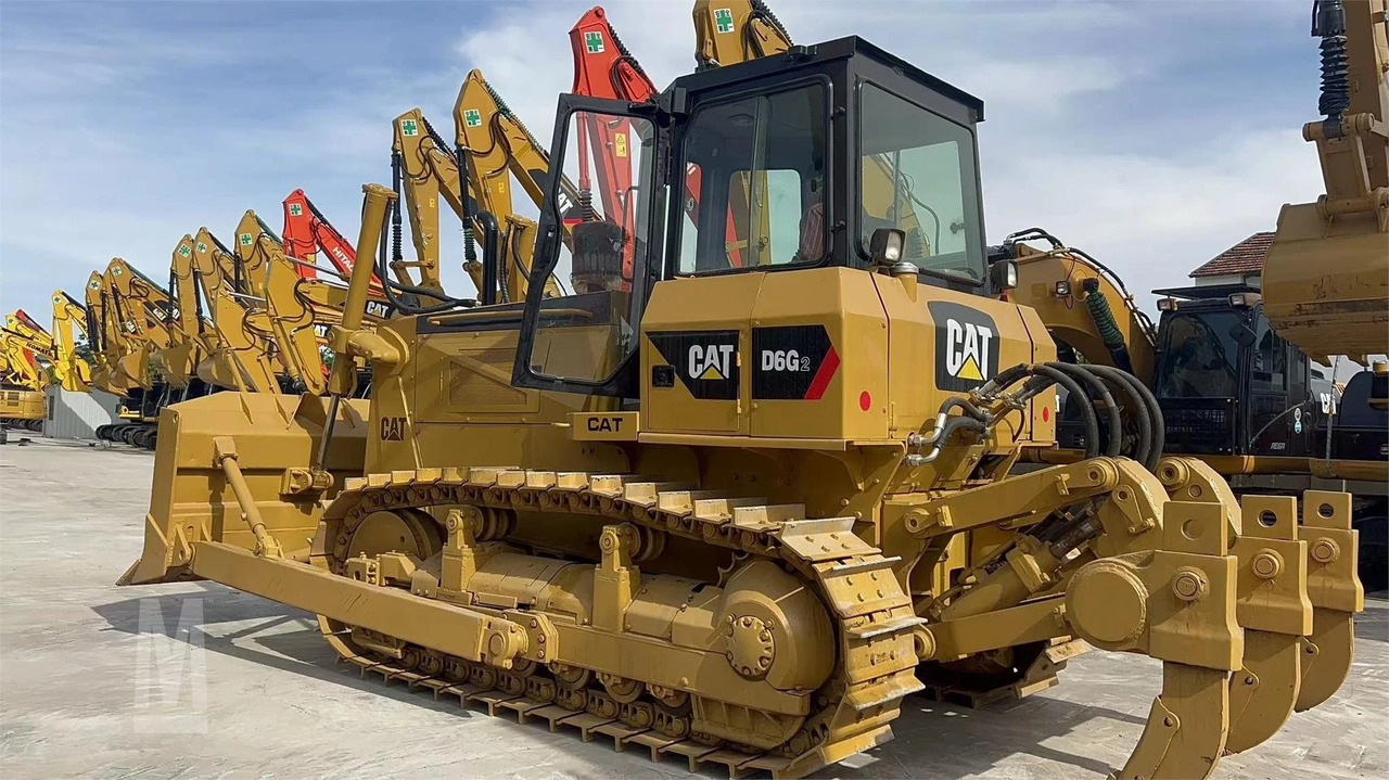 Caterpillar Tracked Tractor Secondhand CAT D6G, D6D Crawler Bulldozer - Bulldozer: picture 3 Caterpillar Tracked Tractor Secondhand CAT D6G, D6D Crawler Bulldozer - Bulldozer: picture 3