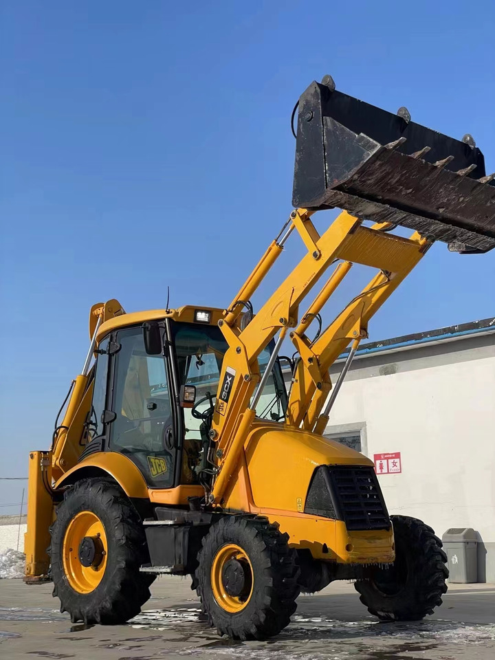 JCB 3CX Used Backhoe Loader with Hammer - Backhoe loader: picture 4 JCB 3CX Used Backhoe Loader with Hammer - Backhoe loader: picture 4