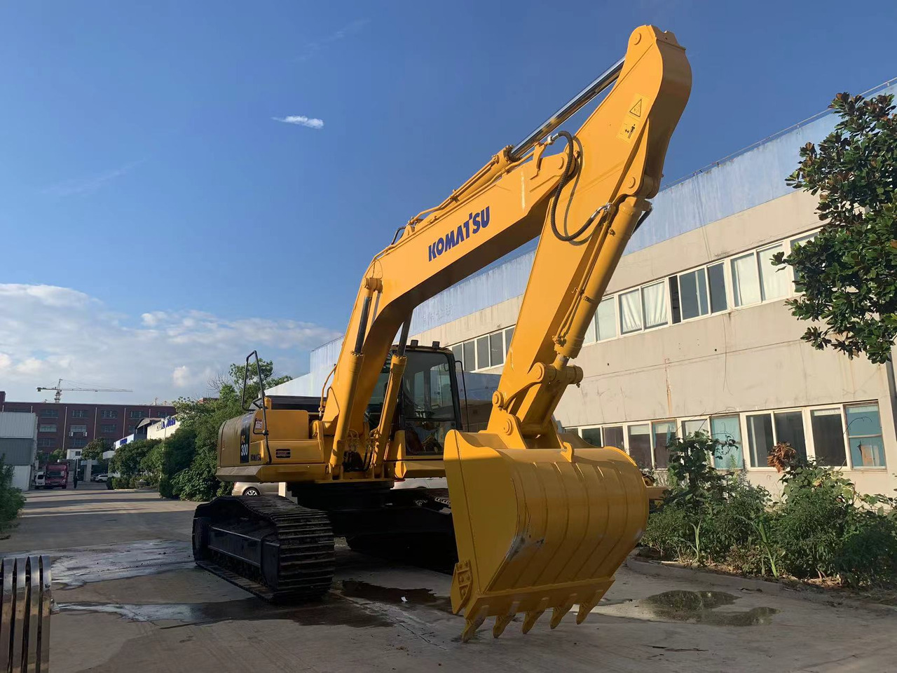 Komatsu 30 ton Heavy Excavator PC300 Japan Origin - Crawler excavator: picture 3 Komatsu 30 ton Heavy Excavator PC300 Japan Origin - Crawler excavator: picture 3