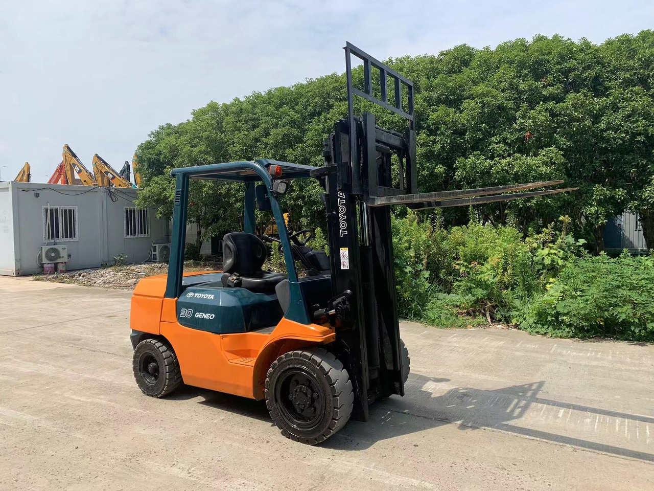 Toyota Forklift 3 ton Diesel Forklift FD30 with Side Shifter - Diesel forklift: picture 4 Toyota Forklift 3 ton Diesel Forklift FD30 with Side Shifter - Diesel forklift: picture 4