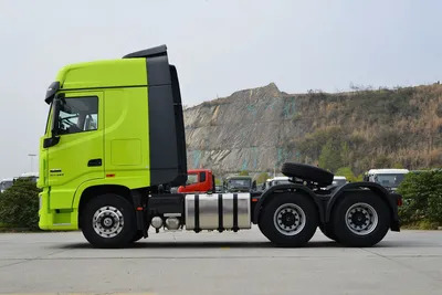 660HP Tractor Head 10-Wheeler Dongfeng Chassis for Dumper Truck - Tractor unit: picture 1 660HP Tractor Head 10-Wheeler Dongfeng Chassis for Dumper Truck - Tractor unit: picture 1