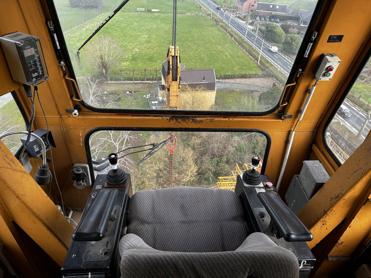 Liebherr LIEBHERR 355 HC-S 20 - Tower crane: picture 4 Liebherr LIEBHERR 355 HC-S 20 - Tower crane: picture 4