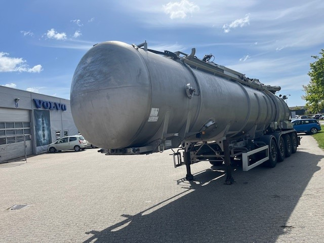 Hareso Nordic tank - Tank semi-trailer: picture 2 Hareso Nordic tank - Tank semi-trailer: picture 2